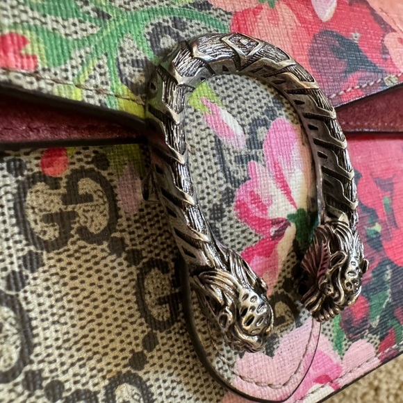 Authentic 💯 Gucci super mini dionysus blooms - Picture 2 of 11
